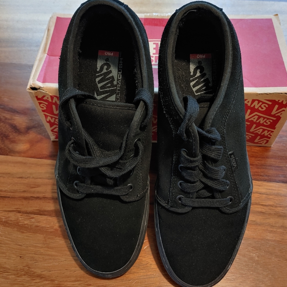 Vans Men's Black Canvas Size 11.5